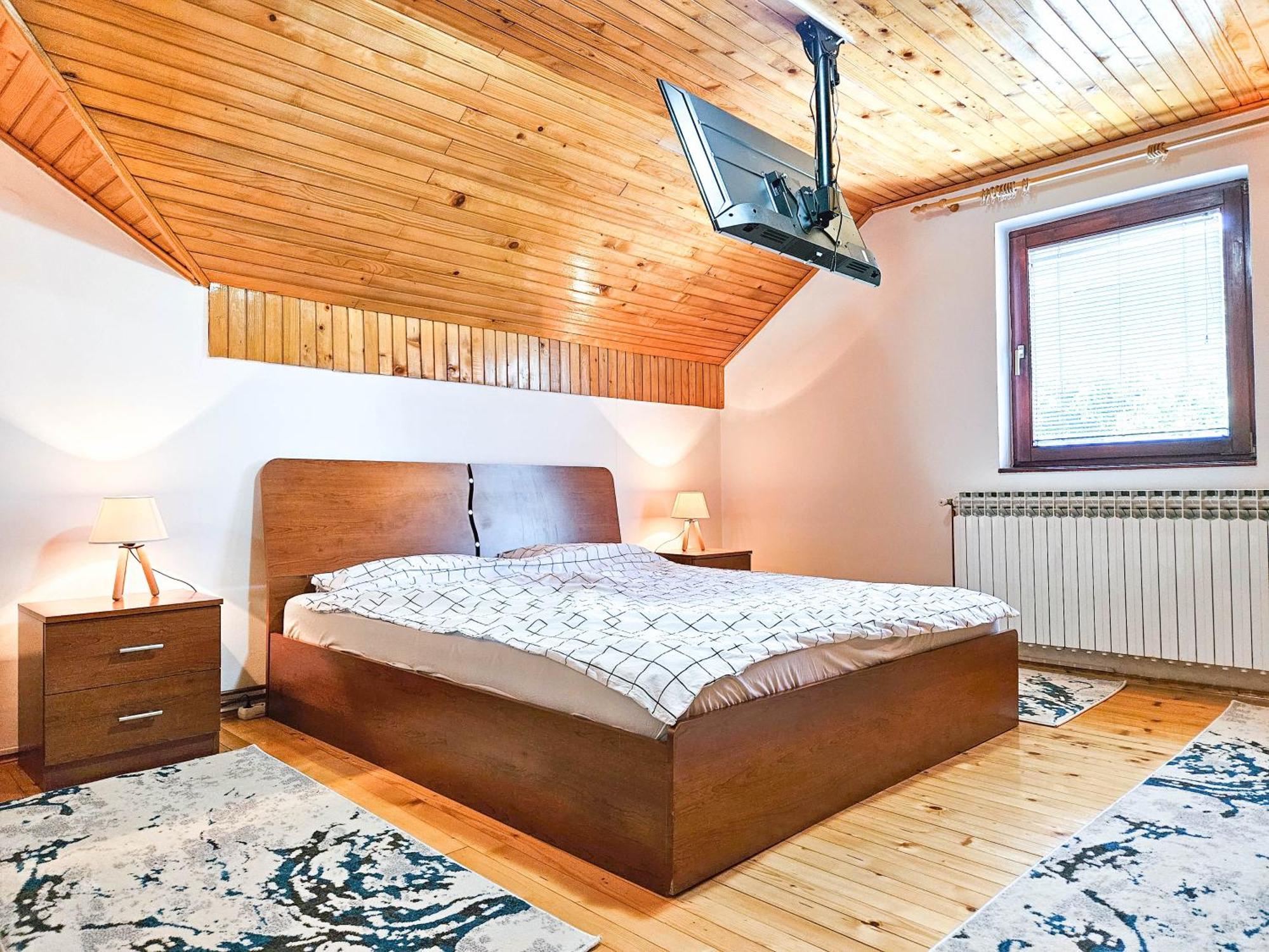 Pine Hideaway - Free Private Parking Casa vacanze